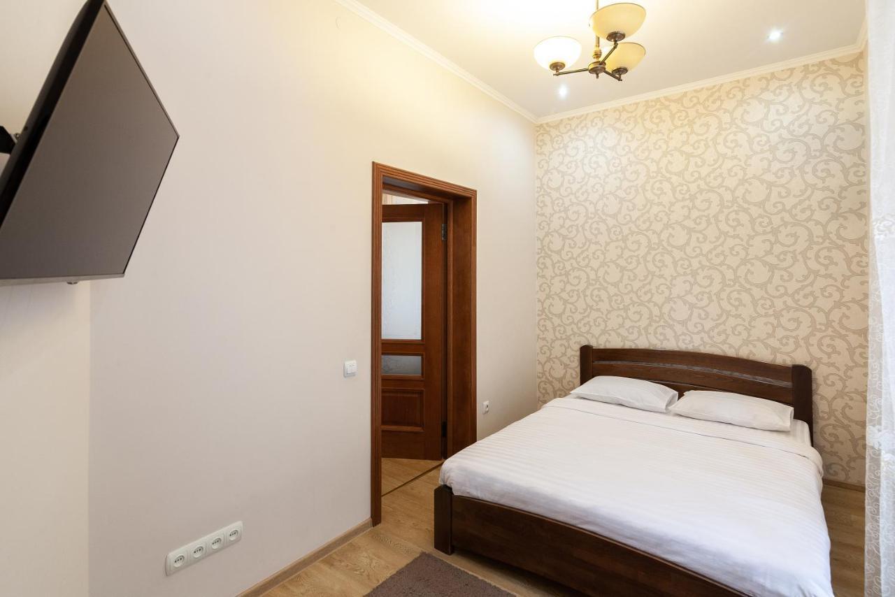 Romari Лесі Українки Apartment ลวีฟ ภายนอก รูปภาพ